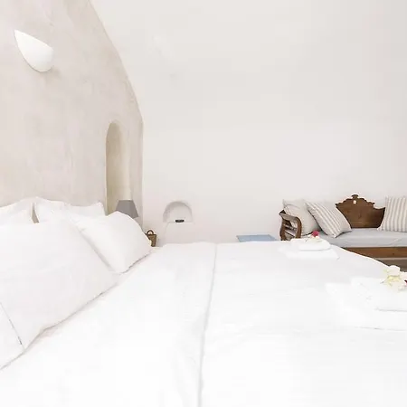 Annouso By Caldera Villa Oia (Santorini)